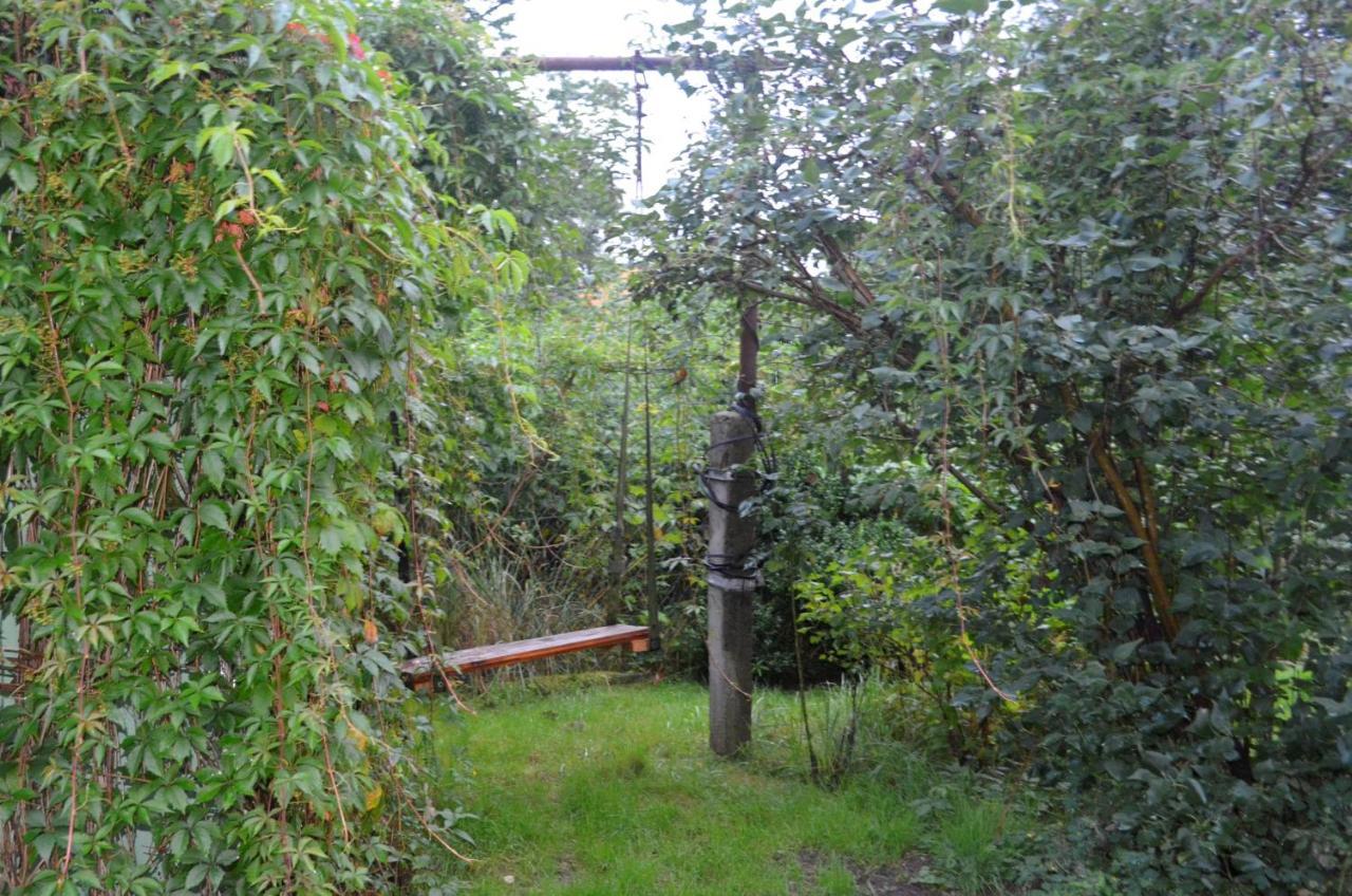 Dom Otwarty Apartment Jelenia Gora Bagian luar foto
