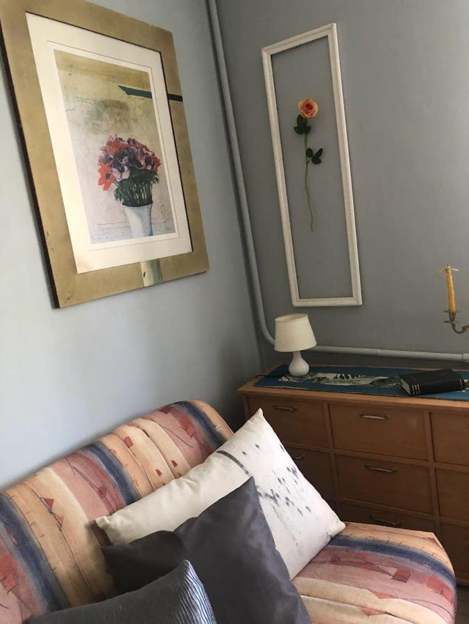 Dom Otwarty Apartment Jelenia Gora Bagian luar foto
