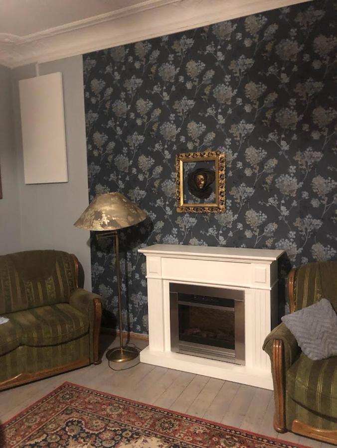 Dom Otwarty Apartment Jelenia Gora Bagian luar foto
