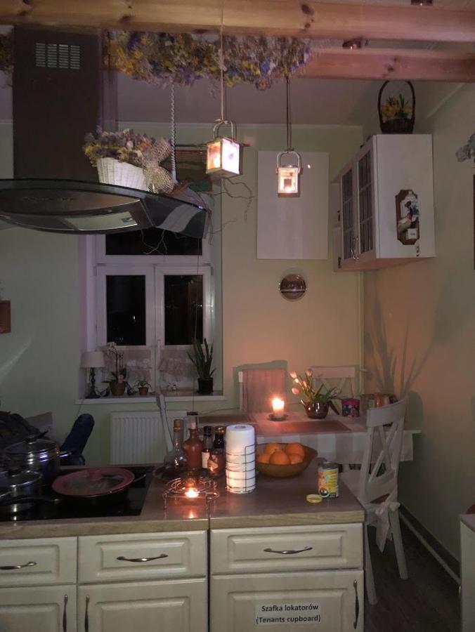 Dom Otwarty Apartment Jelenia Gora Bagian luar foto