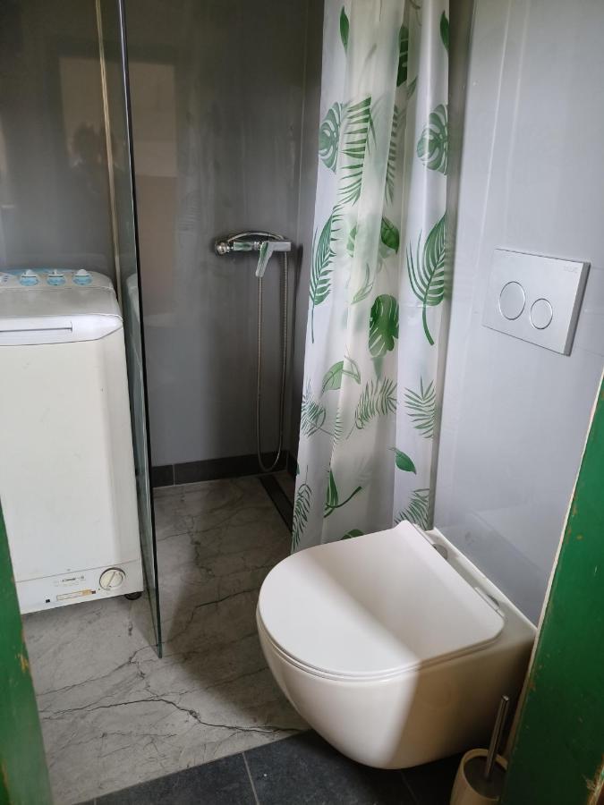 Dom Otwarty Apartment Jelenia Gora Ruang foto